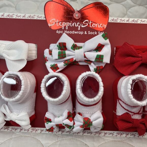 Baby Holiday Socks & Headwraps Girls Gift Set Size 0/6m Christmas Soft Headbands - Picture 6 of 8